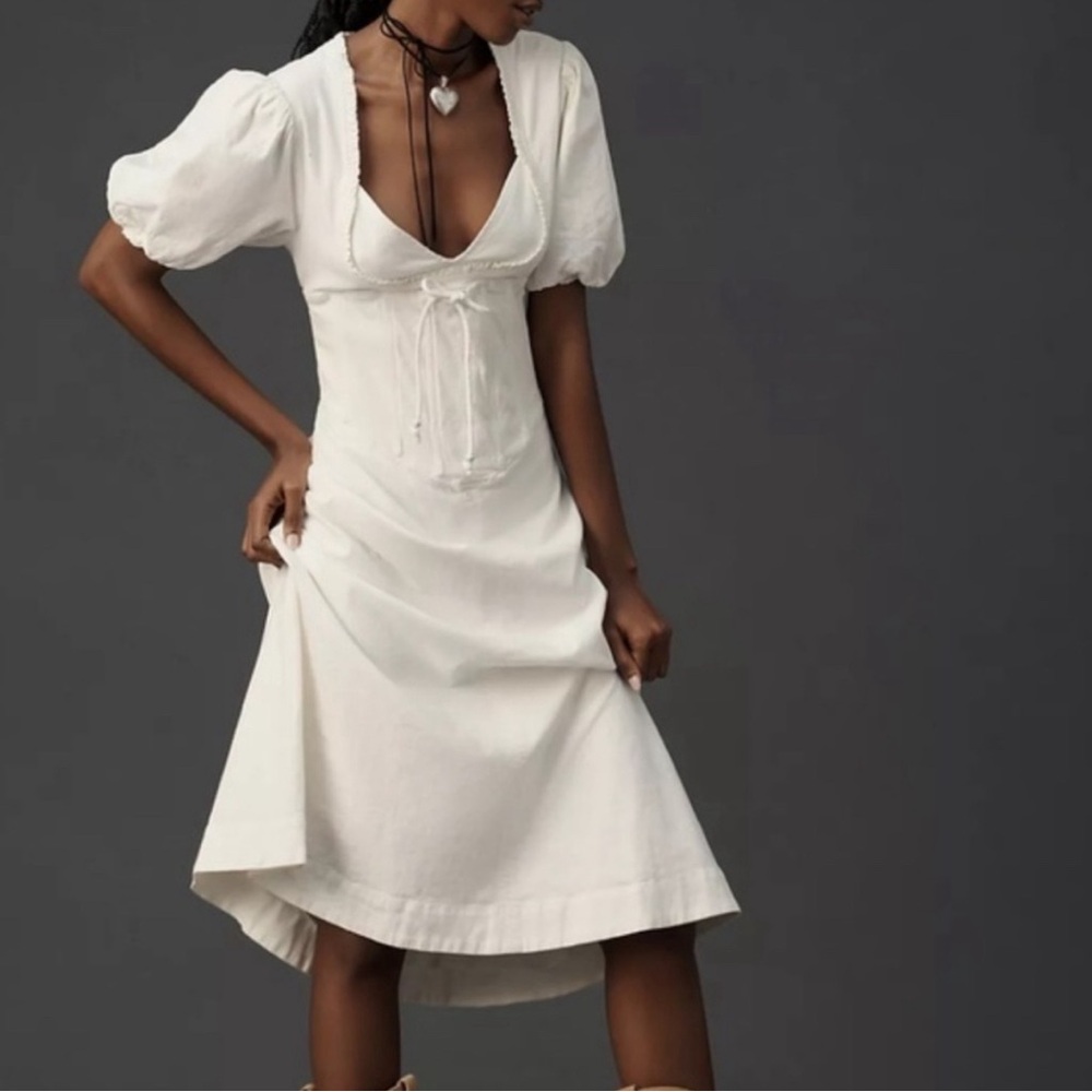 Elegant White Puff Sleeve Dress